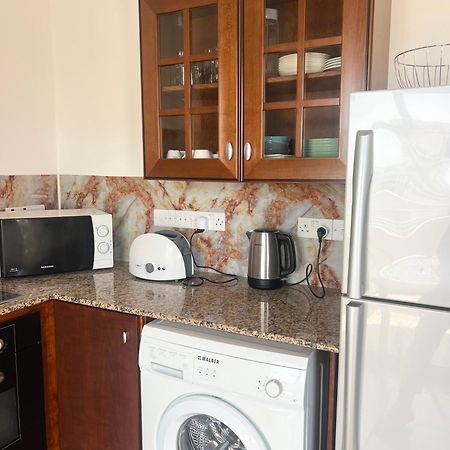 Apartment Capella, Larnaca Buitenkant foto